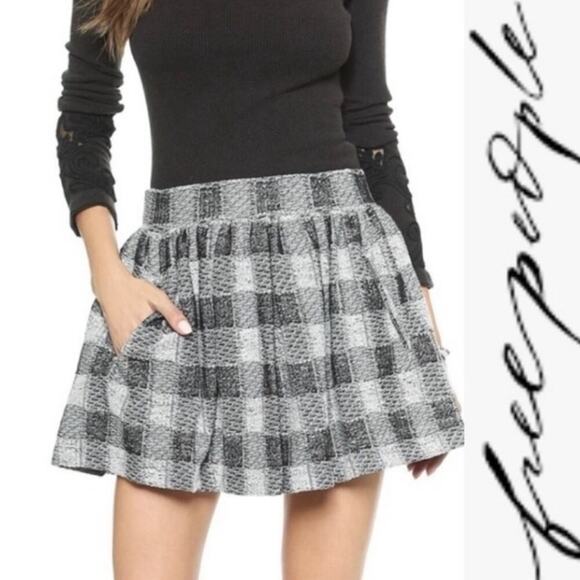 Free People Holly Go Lightly Black and Cream Plaid Skirt XS - Picture 1 of 7